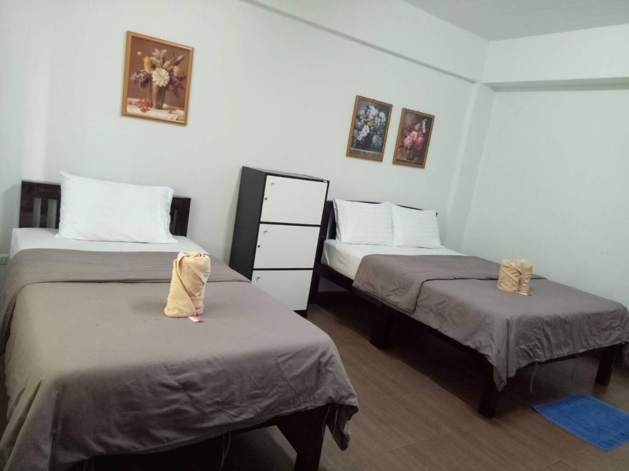 Tt Hostel Chiangrai Chiang Rai Bagian luar foto