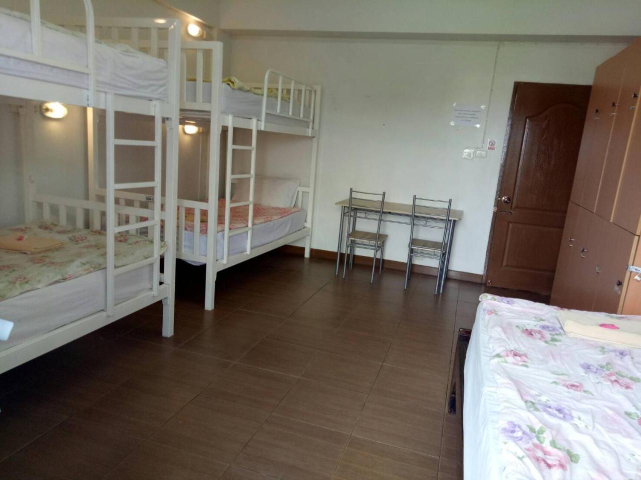 Tt Hostel Chiangrai Chiang Rai Bagian luar foto